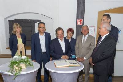 Armin Laschet besucht Ostalbkreis, Essingen - 