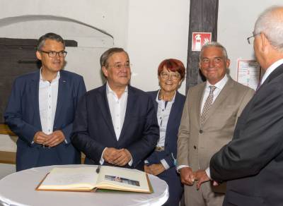 Armin Laschet besucht Ostalbkreis, Essingen - 