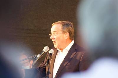Armin Laschet besucht Ostalbkreis, Essingen - 