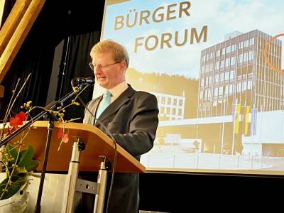 2. Brgerforum in Oberkochen mit Landrat Dr. Joachim Blse - 