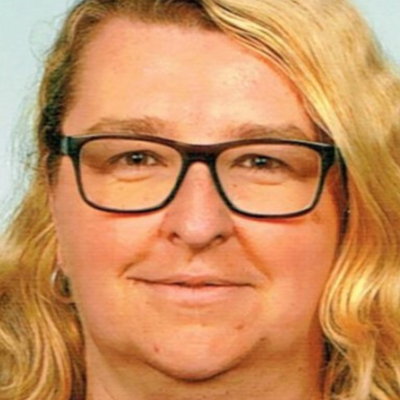  Heike Israel